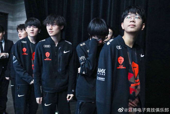 以对战术的 以对战术的